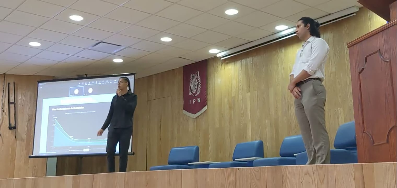 Conferencia impartida en ESCOM